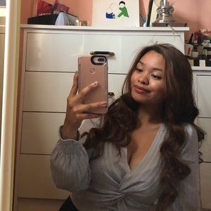 Meet your Posher, Isabel